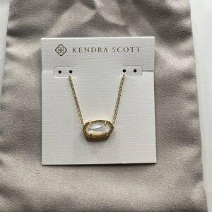 Kendra Scott Ivory Mother-of-Pearl Elisa necklace